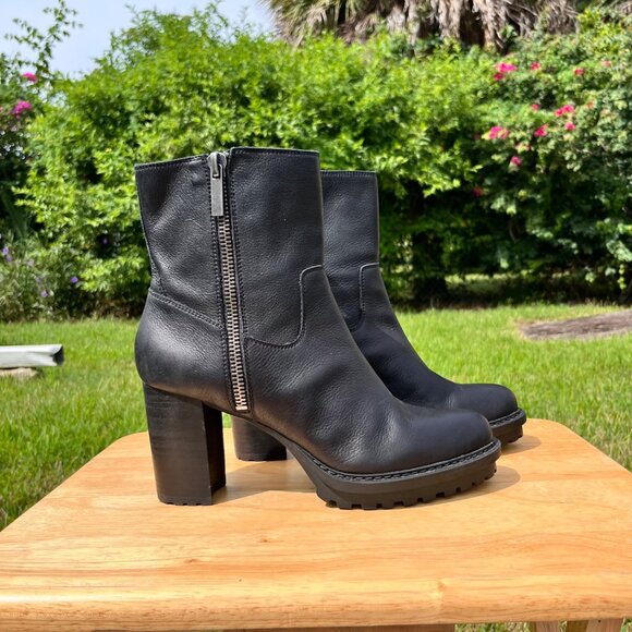 Lucky Brand Bajax Black Leather Platform Lug Sole Booties Size 11 - Picture 1 of 8
